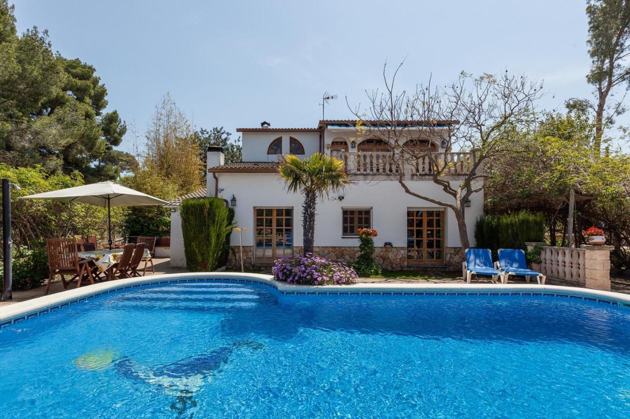 Villa Gessami Bellvei del Penedes Екстериор снимка