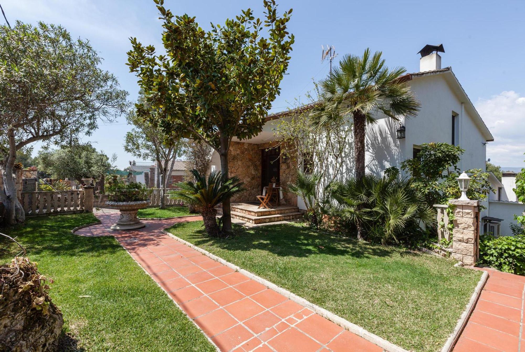 Villa Gessami Bellvei del Penedes Екстериор снимка
